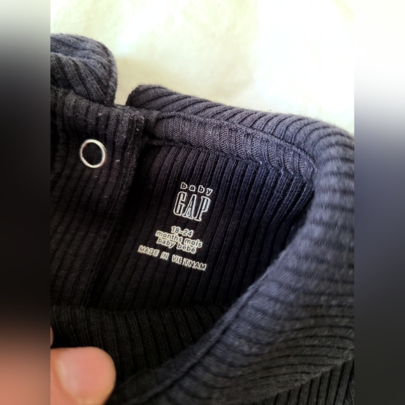 GAP Set🖤 - Picture 4 of 7